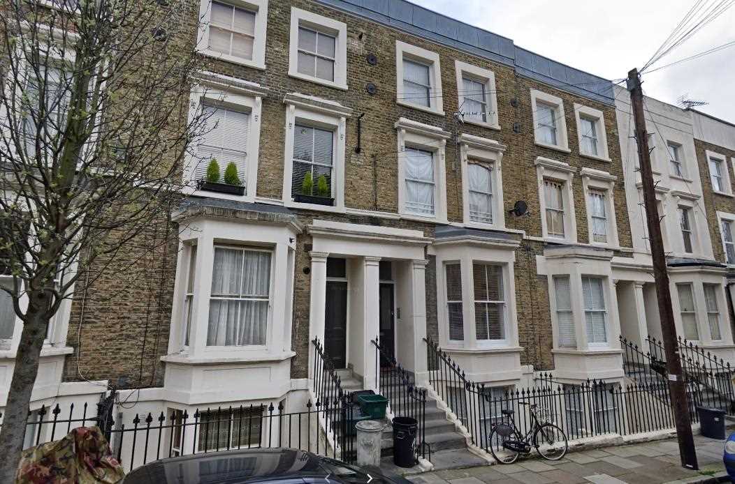 Flat Stanley Terrace in Greater London