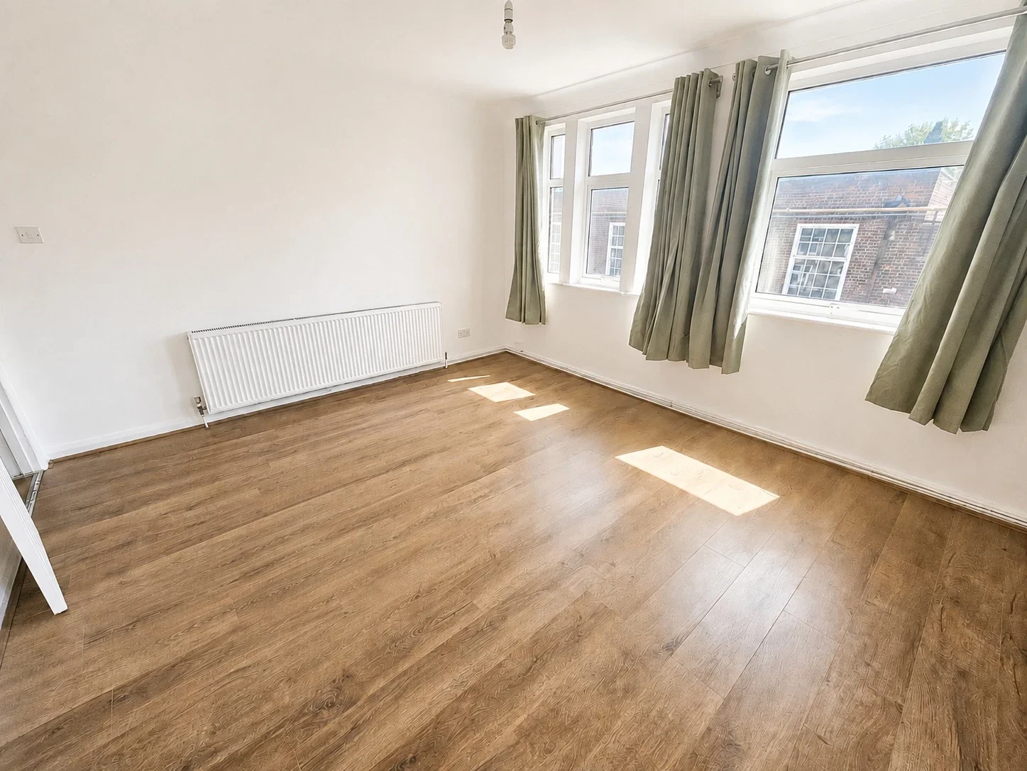 House Daws Lane in Greater London