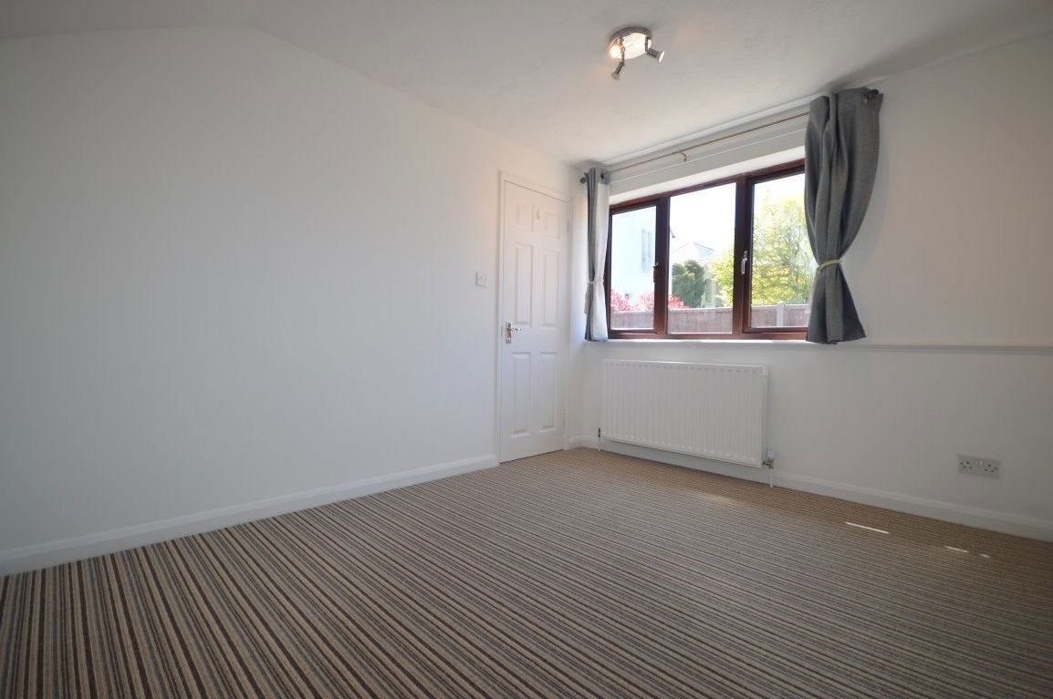 Flat Sandridge Road in St Albans