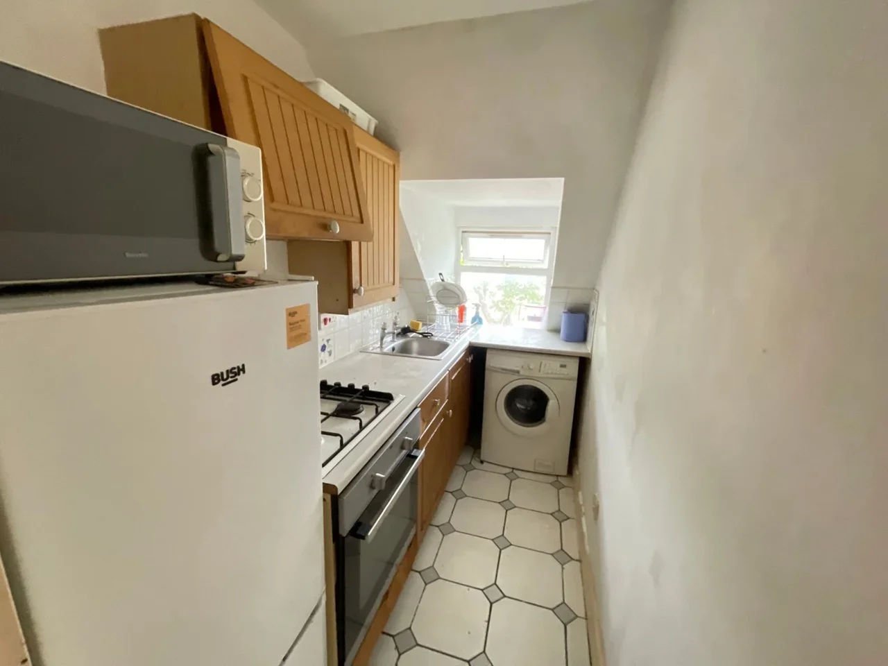 Flat Crescent Rise in Luton