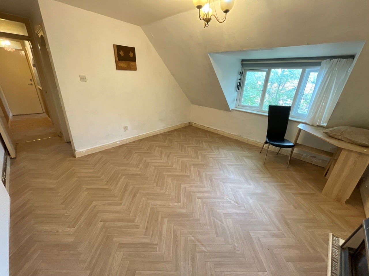 Flat Crescent Rise in Luton