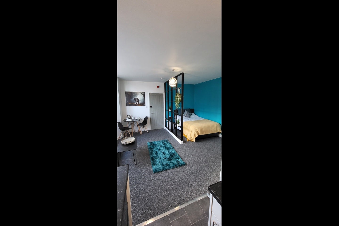 Room Saint James Road in Derby