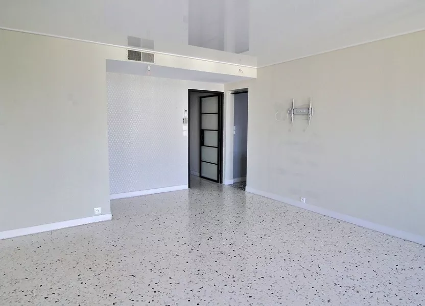 Flat Avenue Beau Plan in Marseille