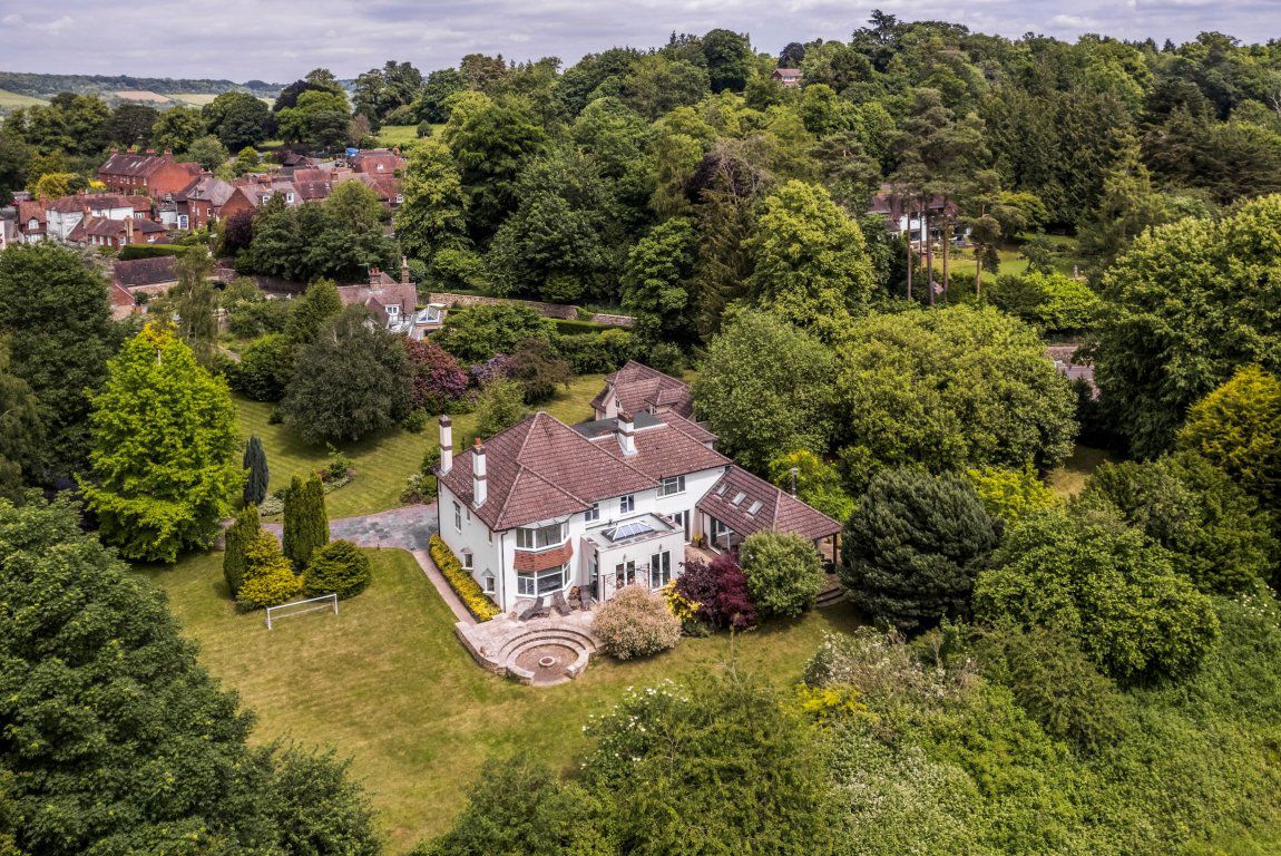 House Wildernesse Avenue in Sevenoaks