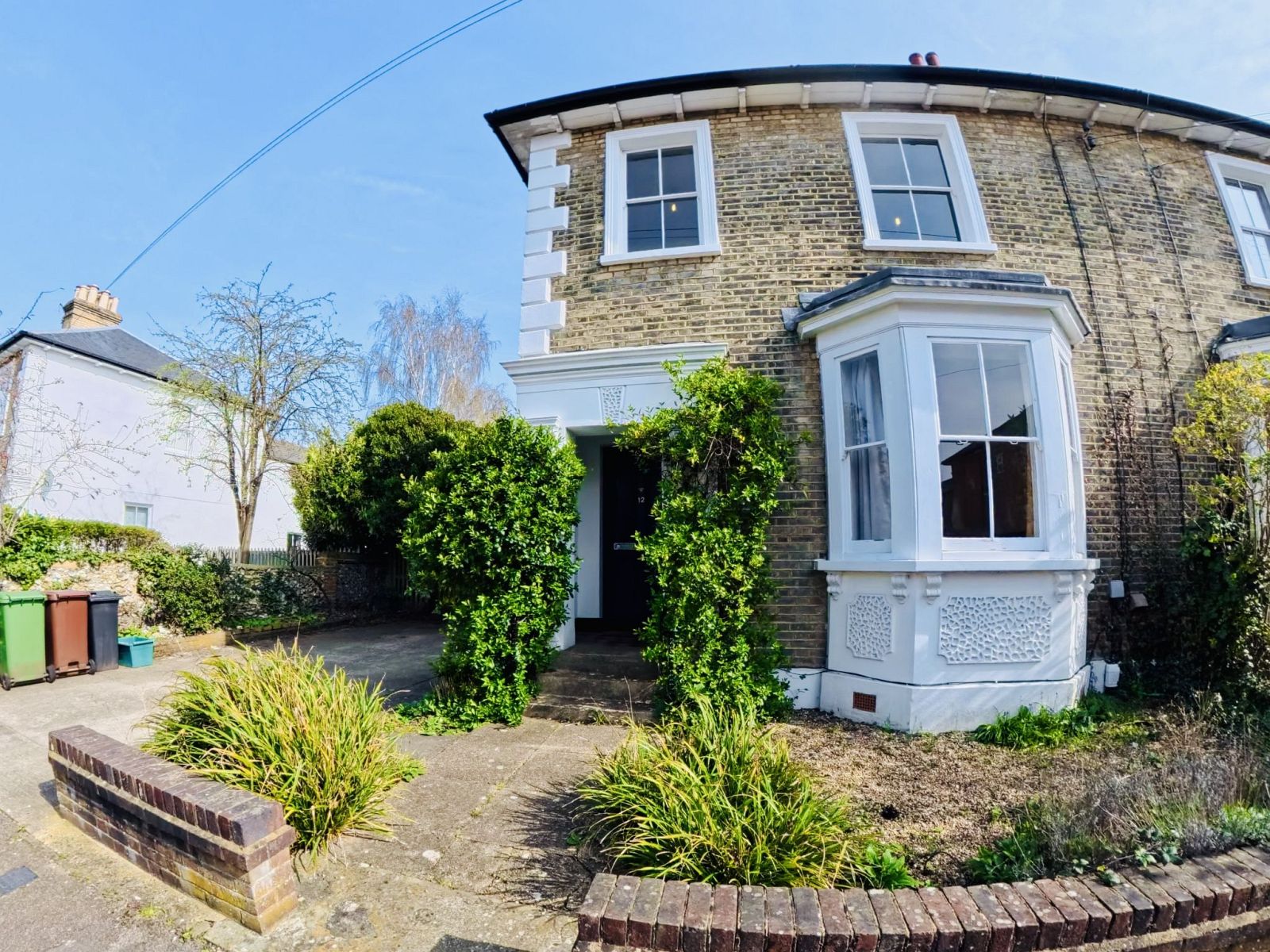 House Laburnum Road in Epsom and Ewell
