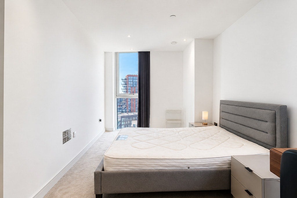 Flat Wandsworth Road in Greater London