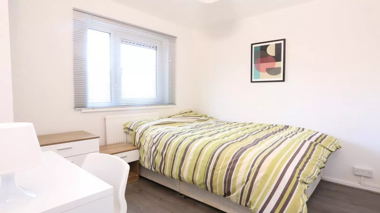 Flat Burcham Street in Greater London