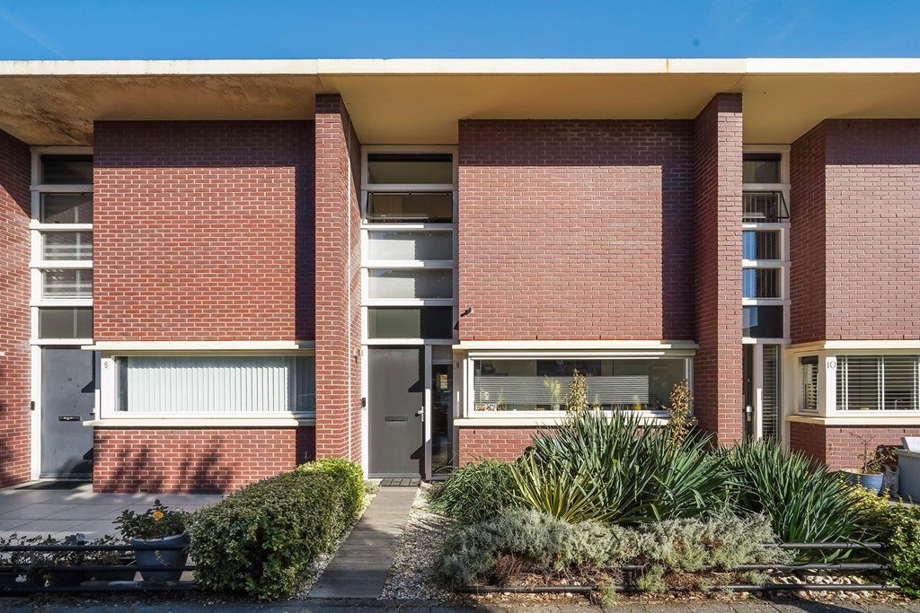 Huis Boekarestpad 8 in Den Haag
