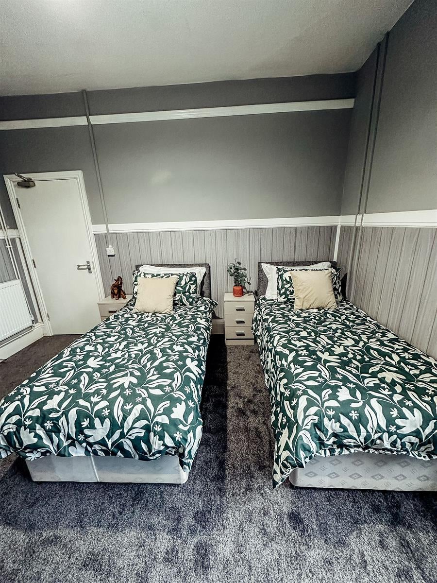 Room Tunnard Street in Boston