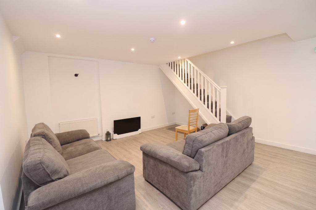 Room Globe Road in Greater London