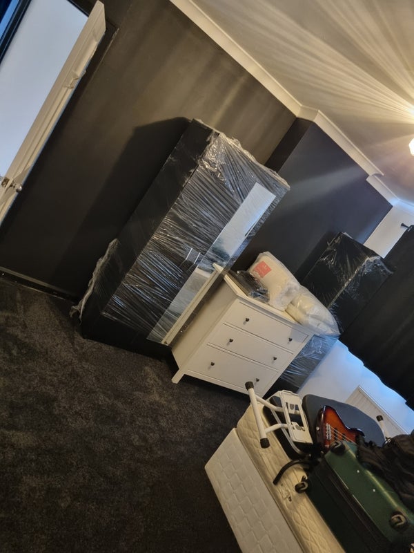 Room Nuthurst Road in Manchester