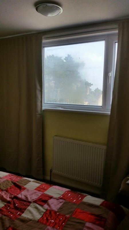 Room London Road in Greater London