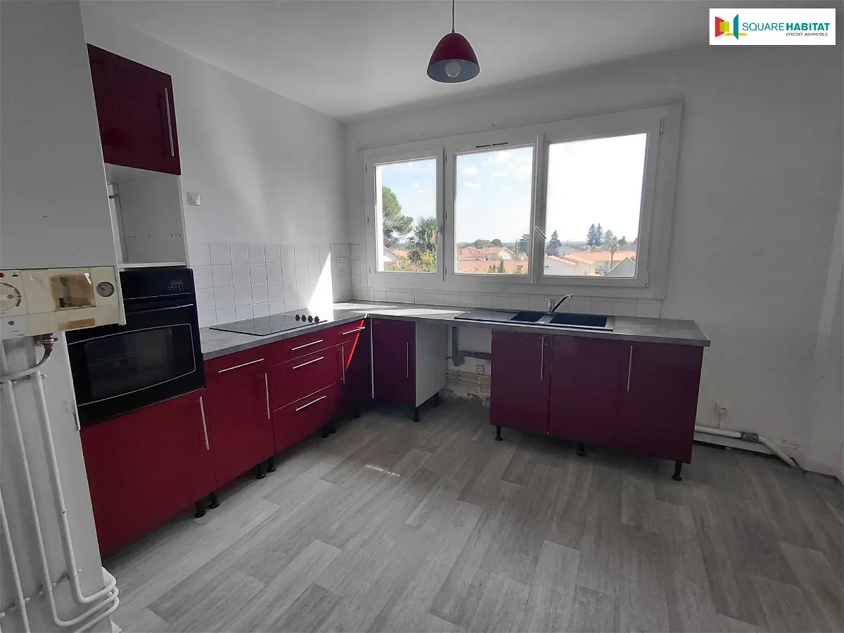 Flat Avenue Jean Mermoz in Pau