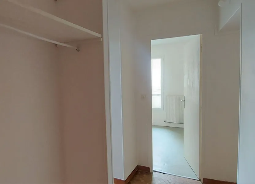 Appartement Rue Jean de La Fontaine à Château-Thierry
