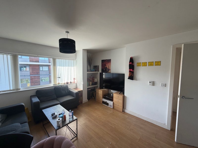 Flat Broadway in Salford