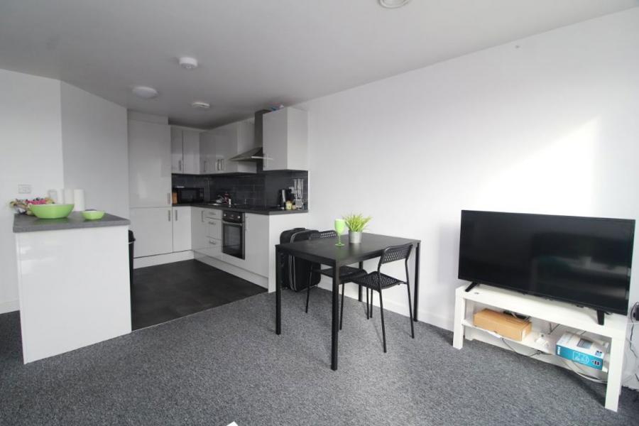Room Infirmary Road in Sheffield