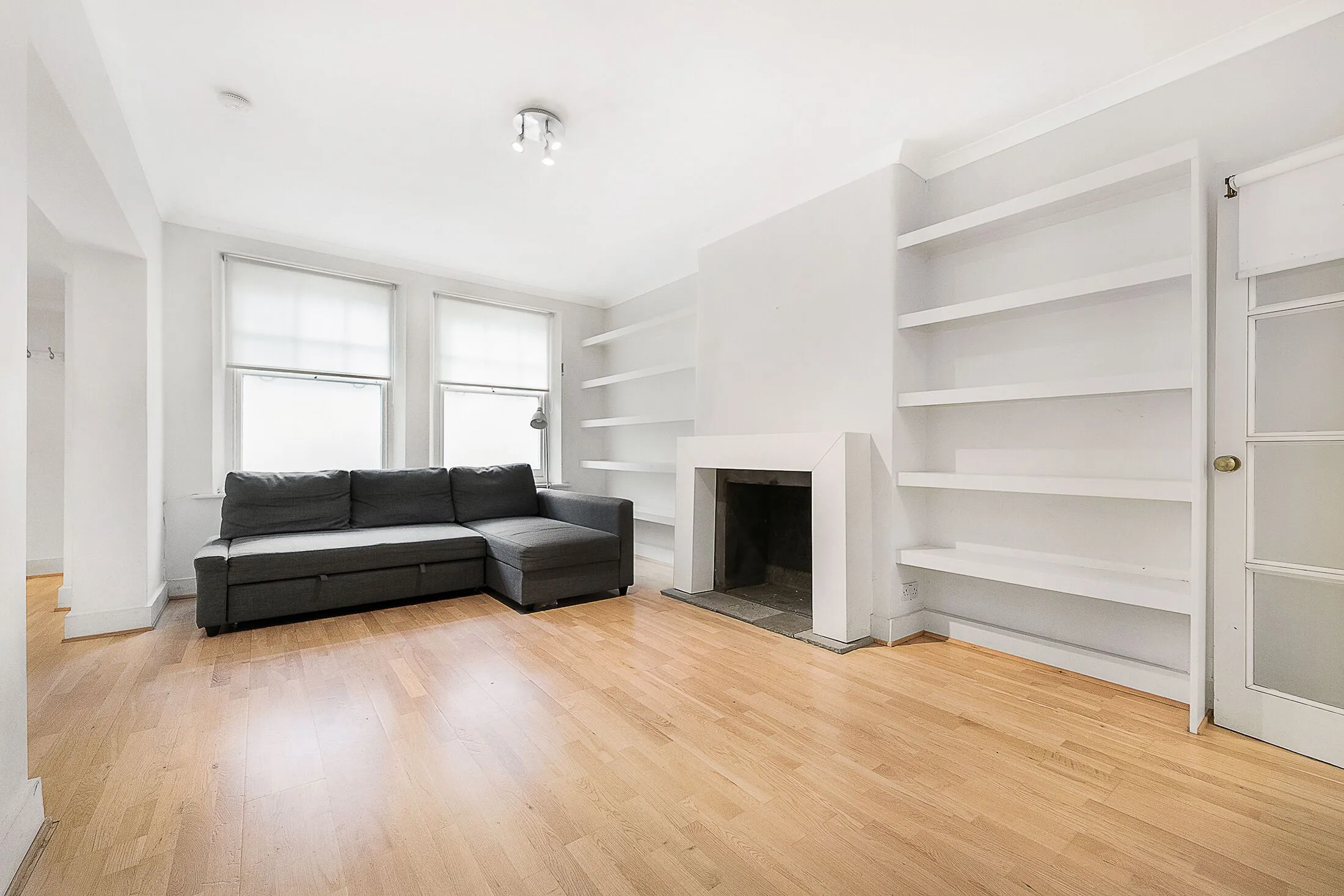Flat Dancer Road in Greater London