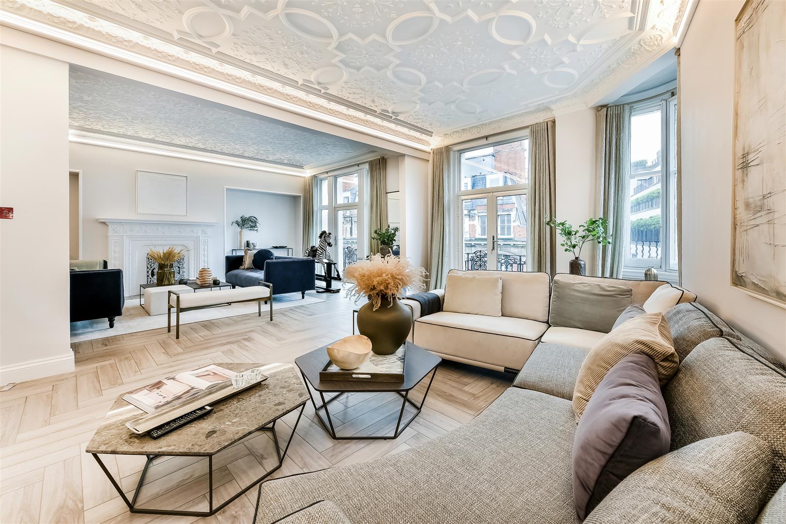 Flat Knightsbridge in City of Westminster