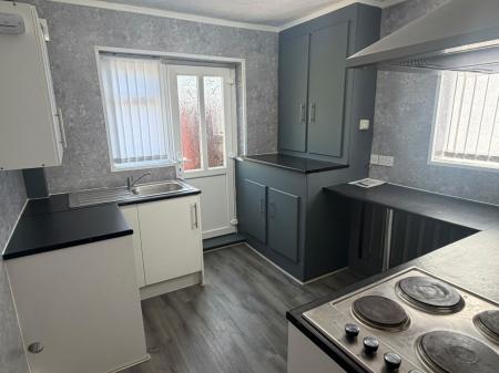Flat Hughes Avenue in Liverpool