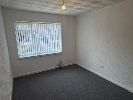 Flat Hughes Avenue in Liverpool