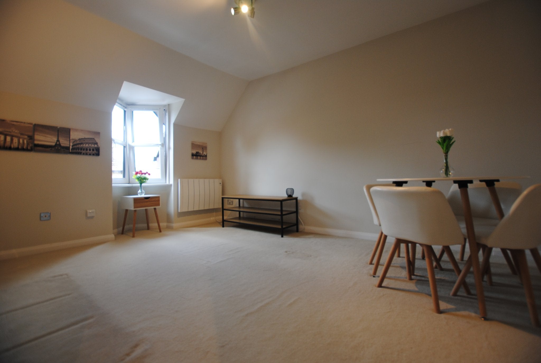 Flat Endwell Road in Greater London