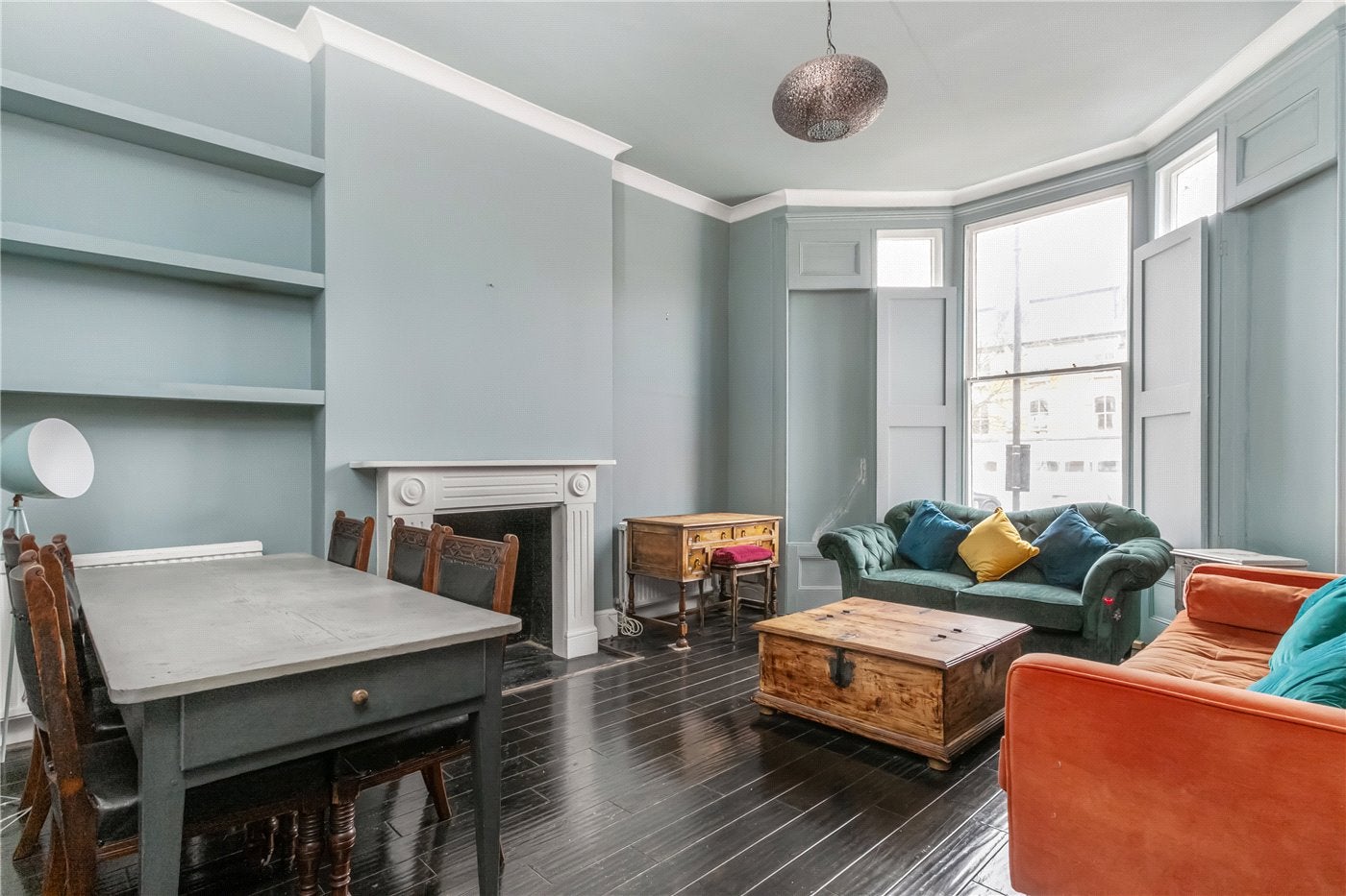 Flat Petherton Road in Greater London