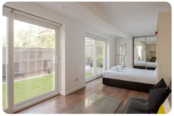 Flat Pentonville Road in Greater London