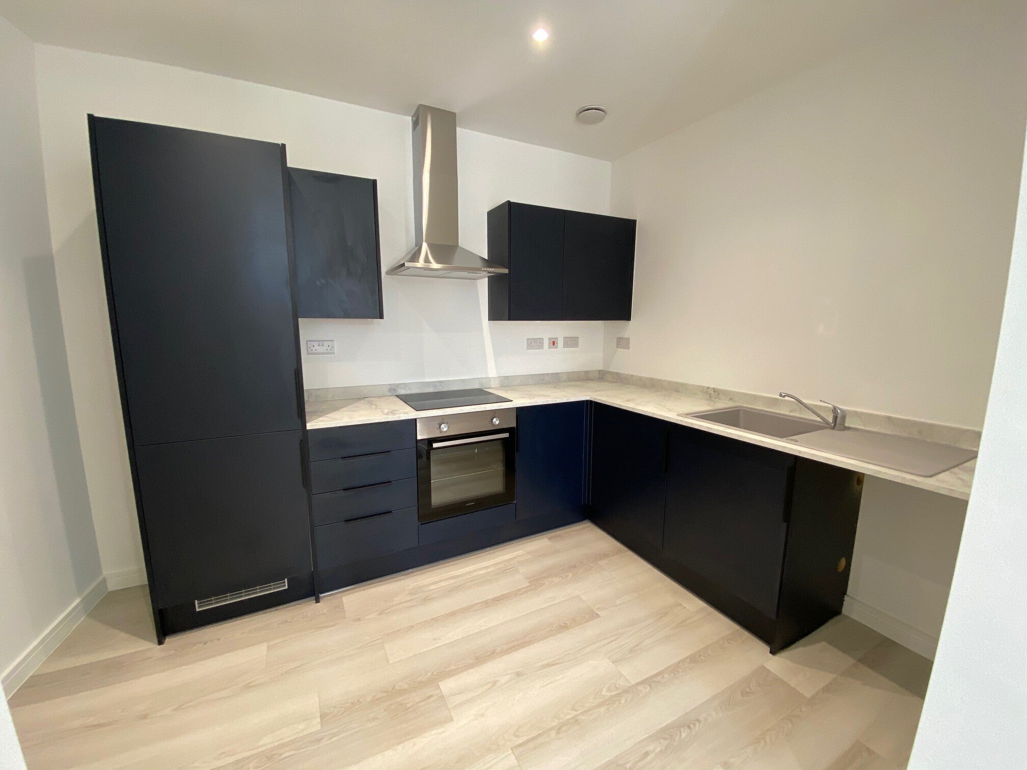 Flat West Bars in Chesterfield
