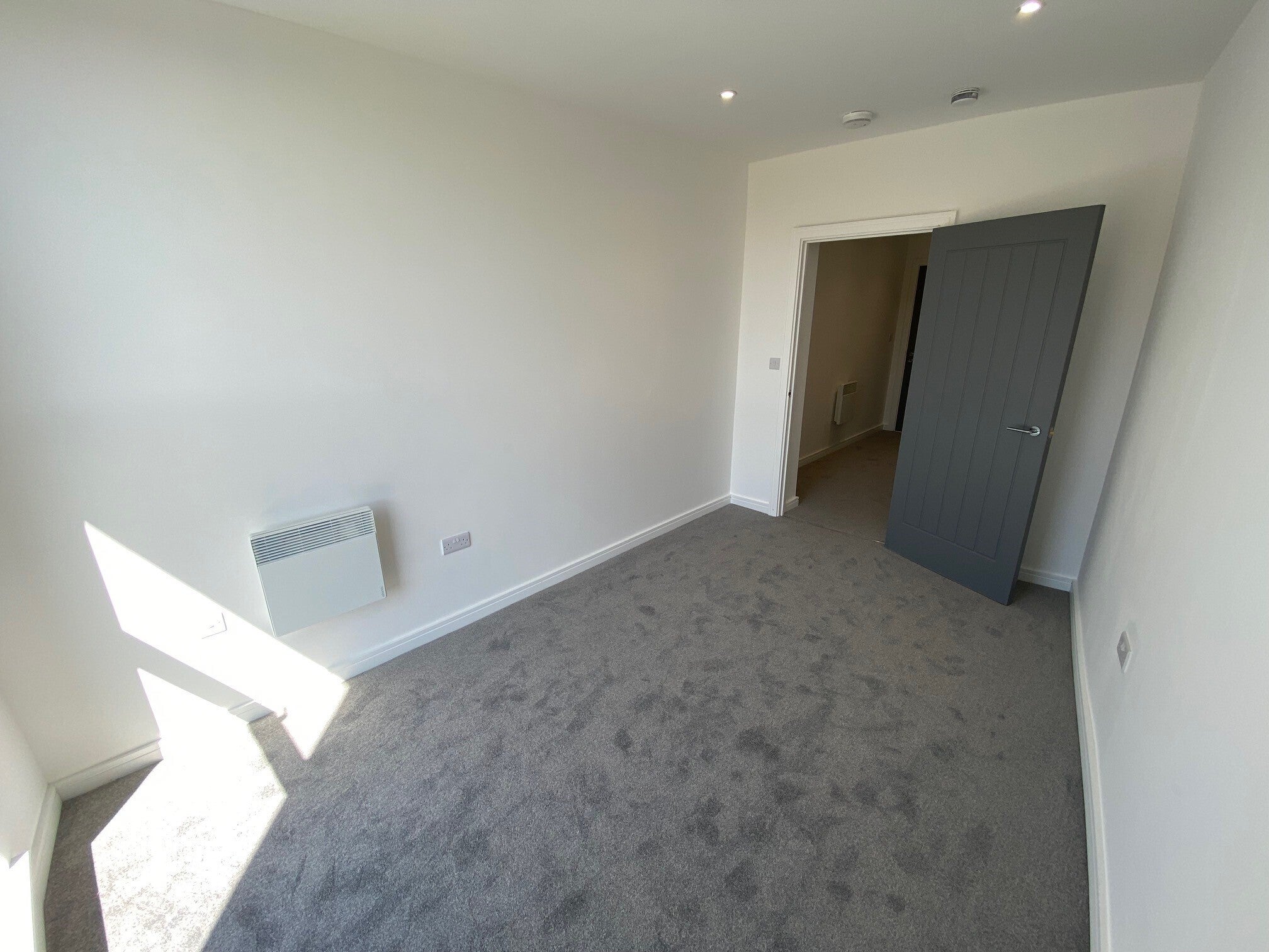 Flat West Bars in Chesterfield
