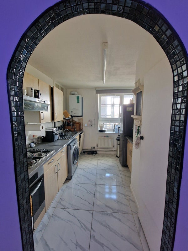 Room Fellows Road in Greater London
