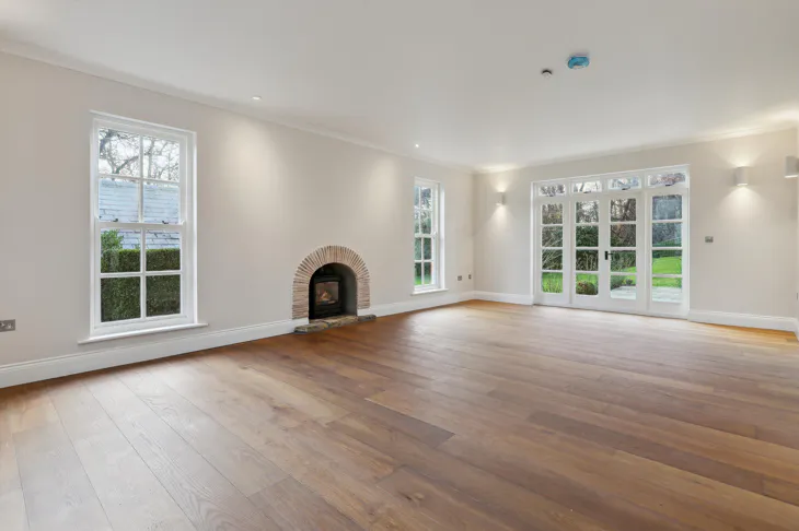 Flat Wentworth Drive in Borough of Runnymede