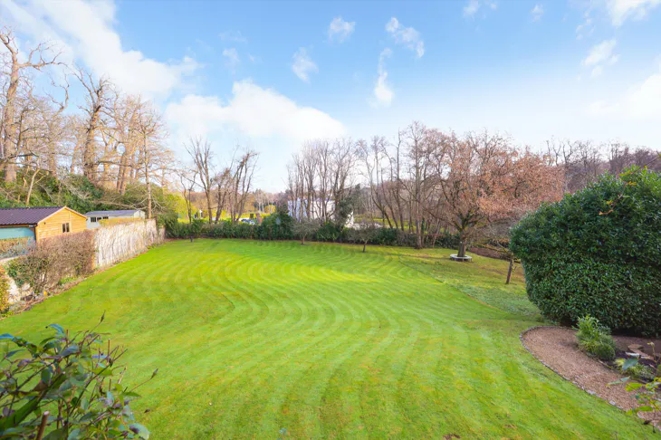 Flat Wentworth Drive in Borough of Runnymede