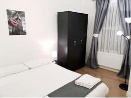 Flat Seven Sisters Road in Greater London