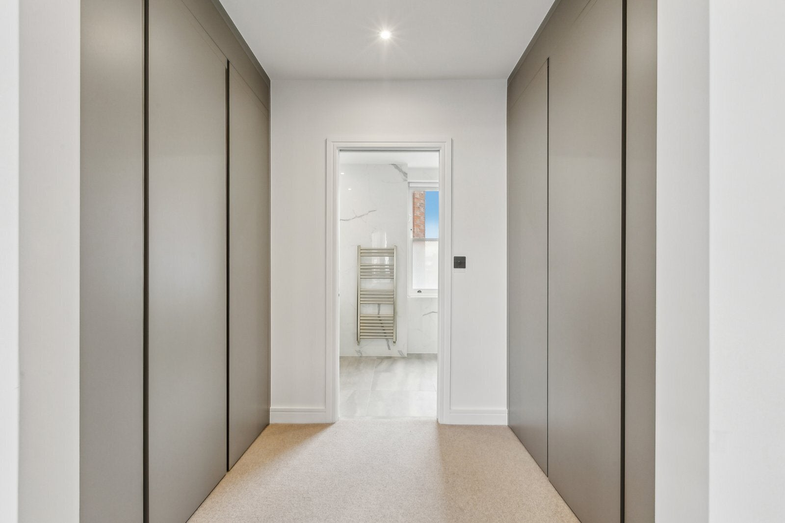 Flat Lauderdale Road in City of Westminster