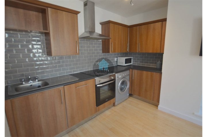 Flat Portland Terrace in Newcastle upon Tyne