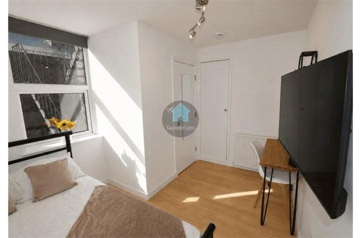 Flat Portland Terrace in Newcastle upon Tyne