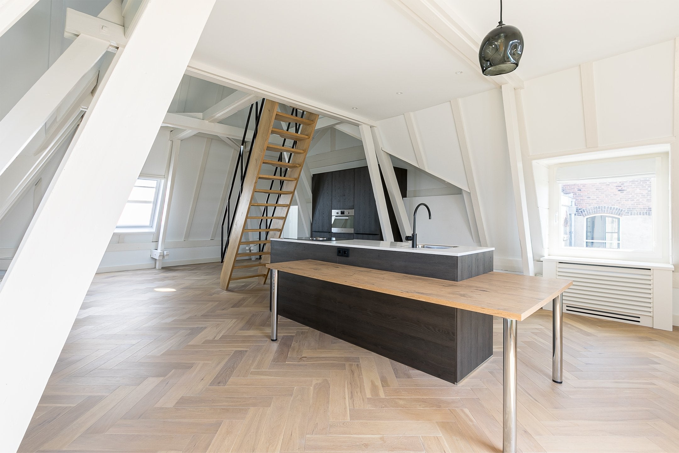 Woning te huur: Kloveniersburgwal, Amsterdam