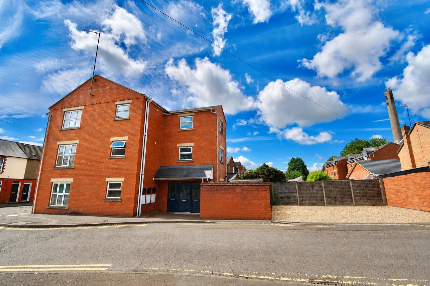 Flat Melbourne Road in Northampton