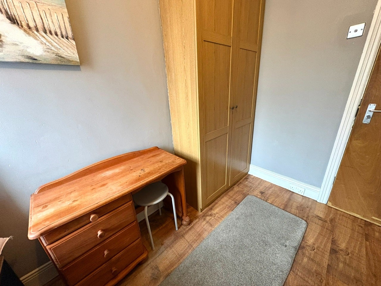 Room Charles Avenue in North Tyneside