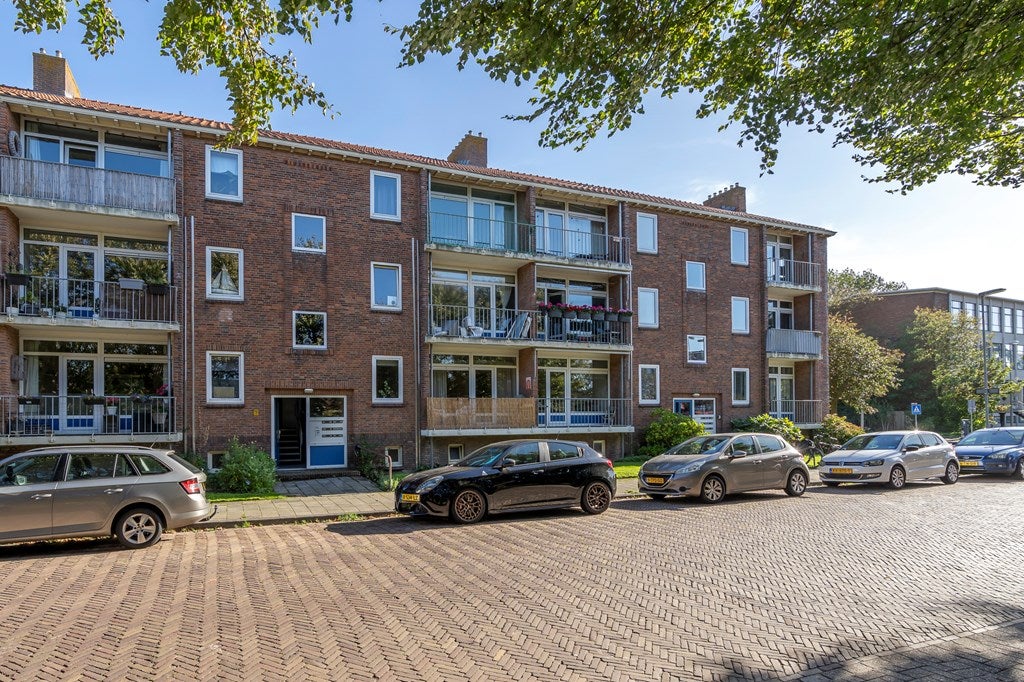 Appartement H.A. Lorentzstraat 16 in Den Helder