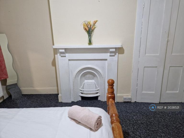 Room Hastings Road in Maidstone