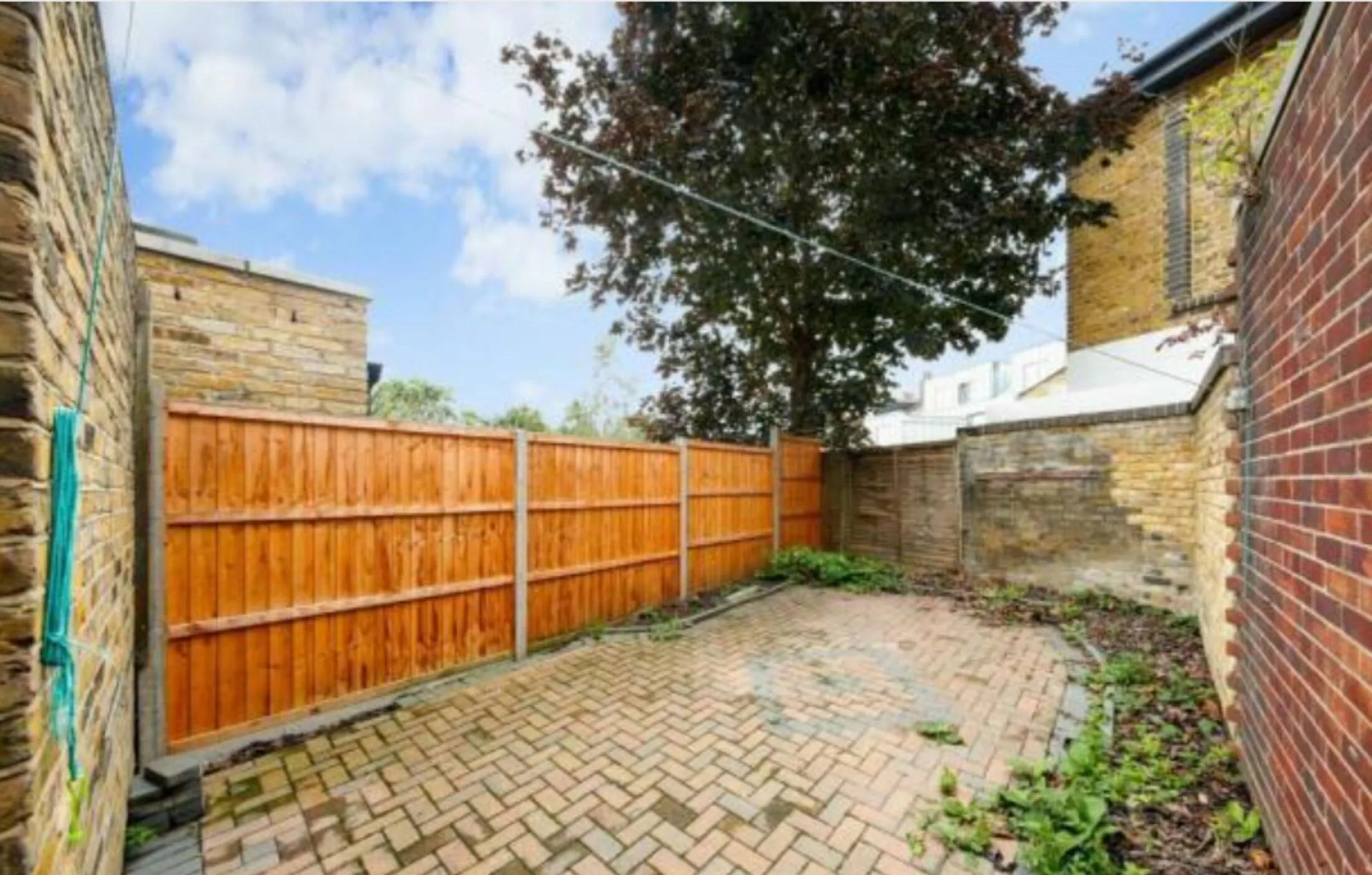 House Hichisson Road in Greater London