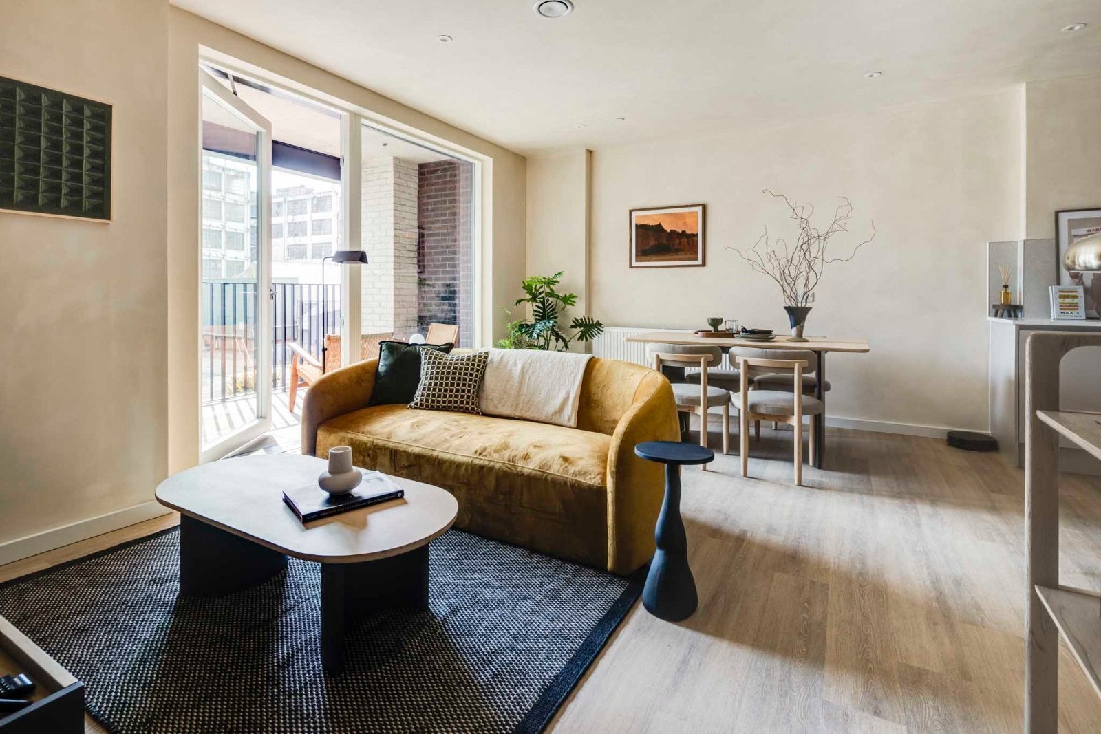 Flat Clayton Road in Greater London
