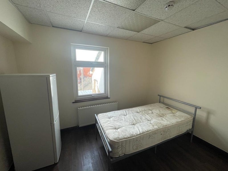 Room Meadow Street in Preston