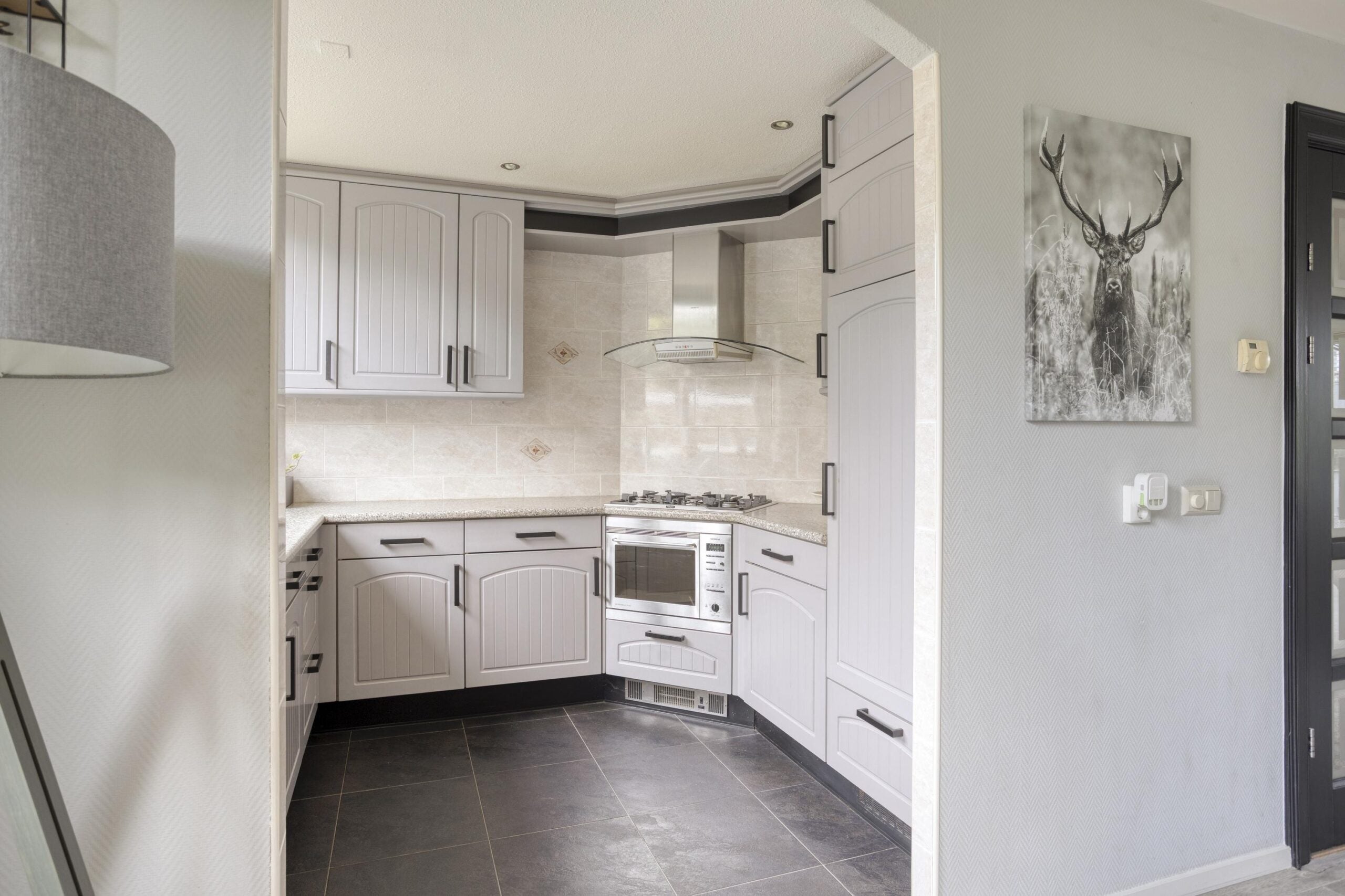 Tussenwoning te koop: Ambachtshof 19, Wateringen