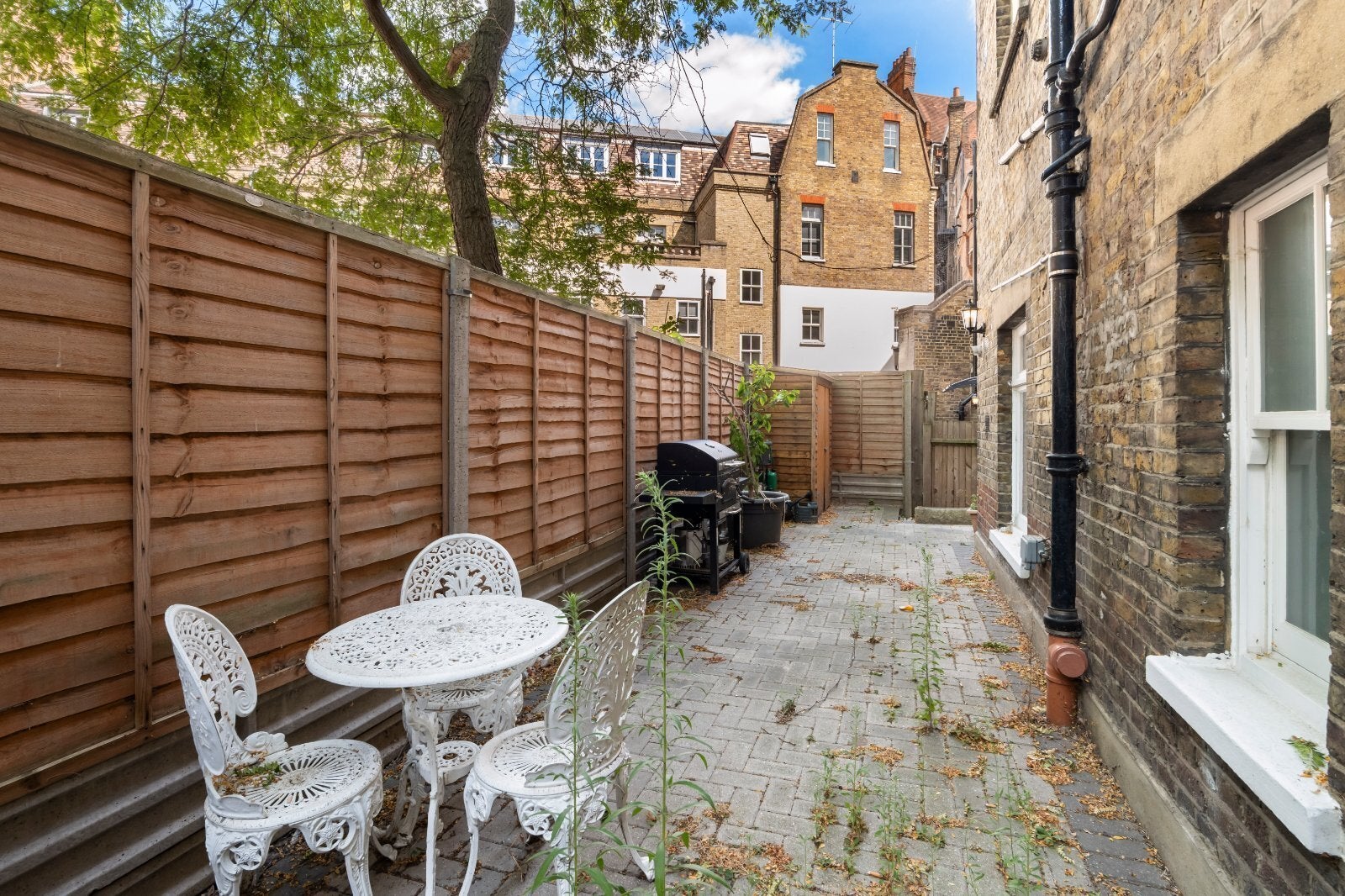 Flat Elgin Avenue in City of Westminster
