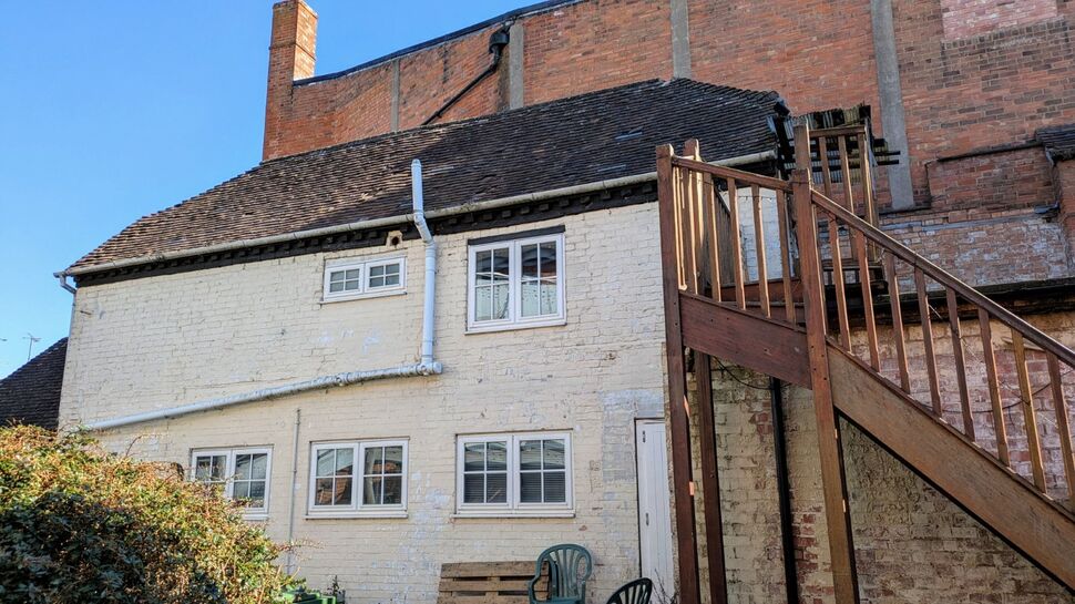 Flat Lower Leys in Wychavon