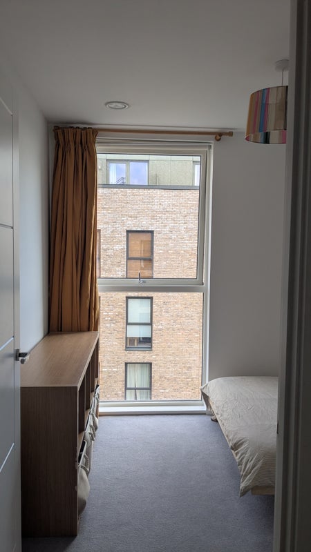 Room Track Street in Greater London
