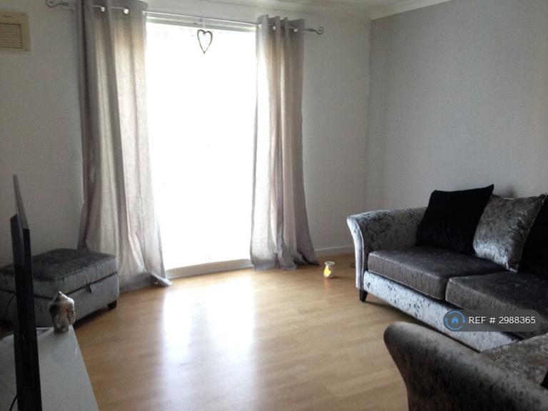 Flat Kemnay Gardens in Dundee