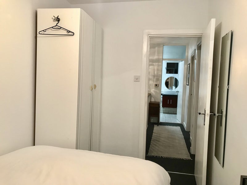 Room East India Dock Road in Greater London